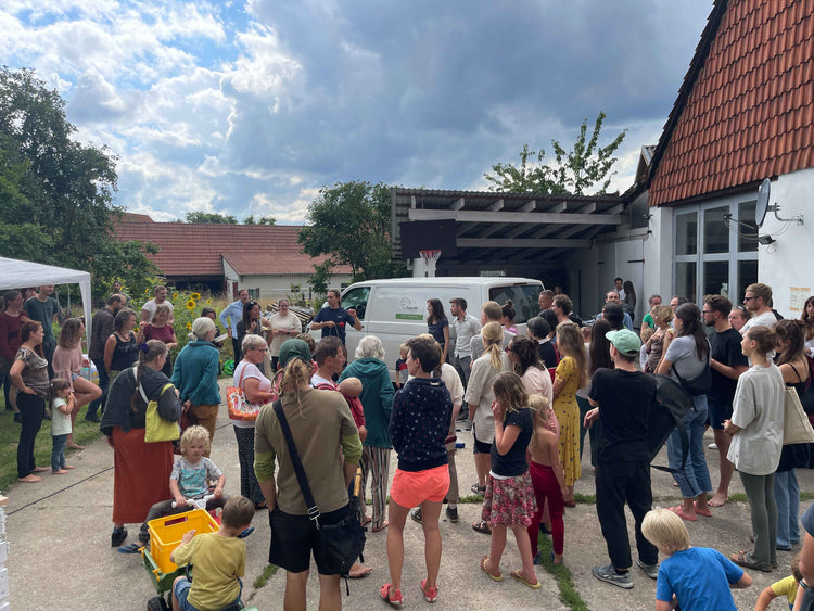 Gemeinsam bei AHO im Garten