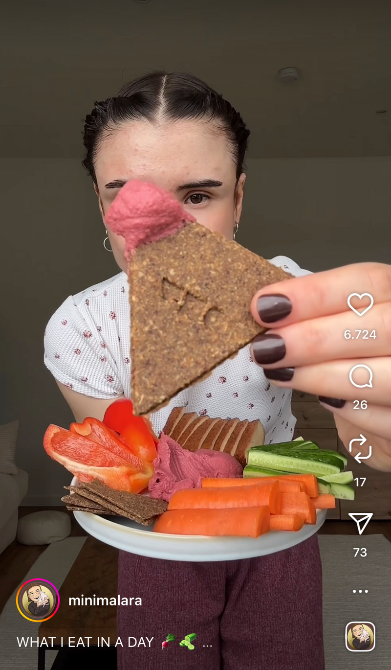 UGC Pizza Cracker Minimal Lara