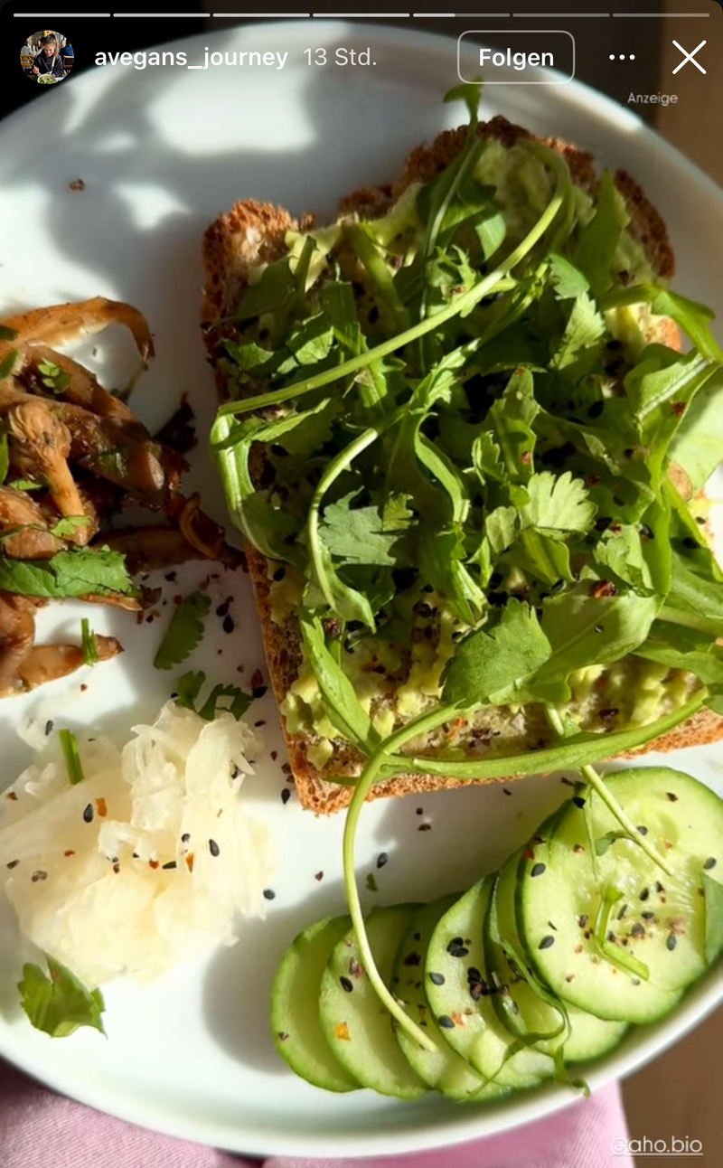 UGC AHO Brot Krautsalat