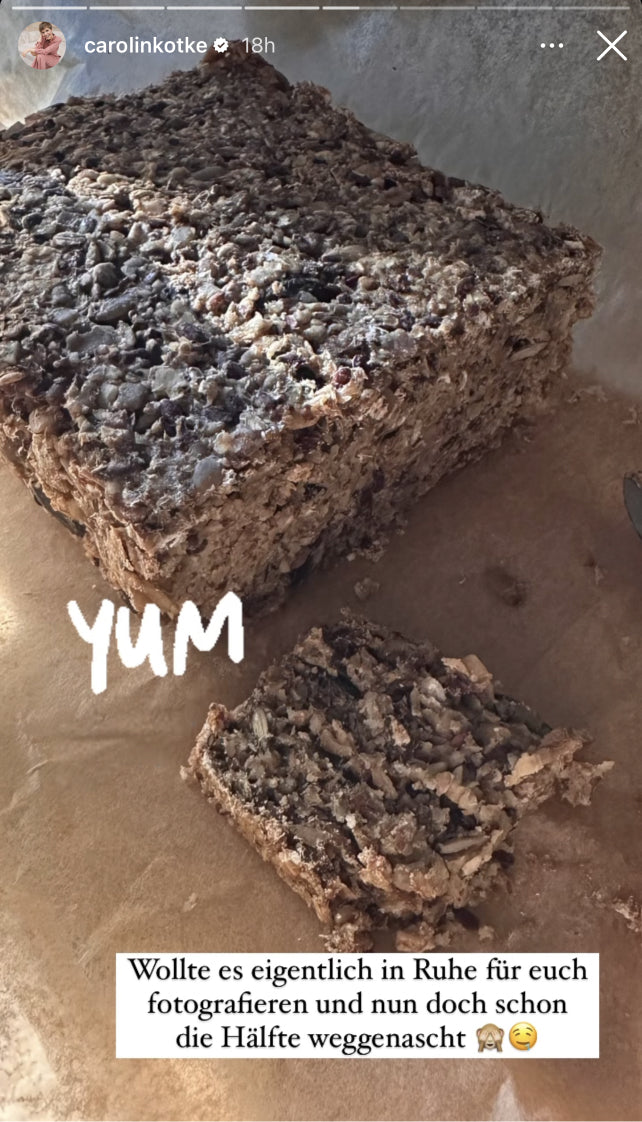 UGC AHO Sprossen Brot Backmischung Brot auf Backpapier 'yum'