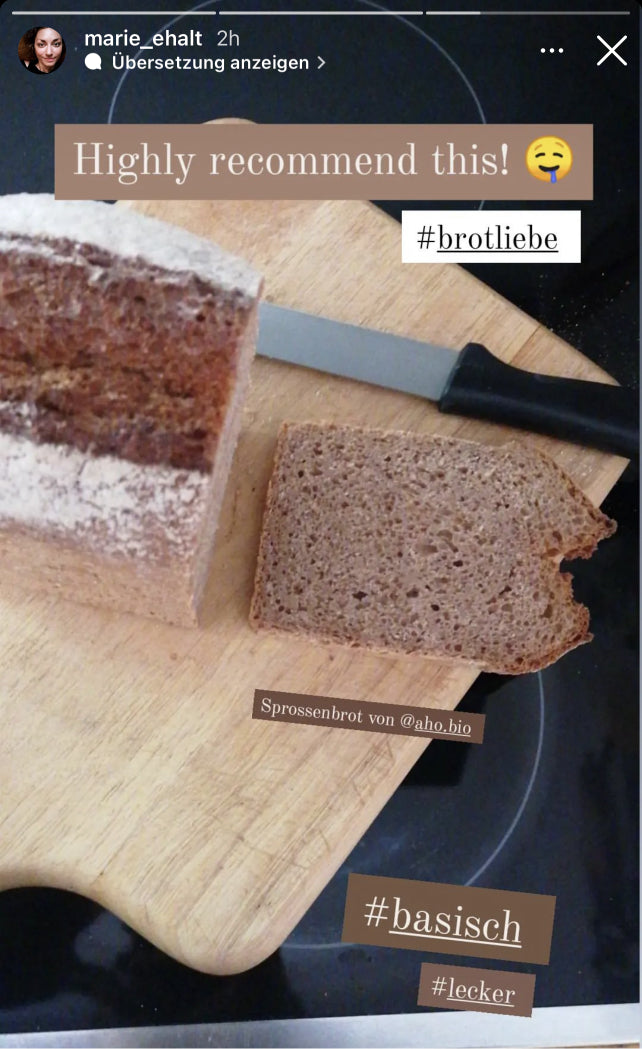 UGC AHO Sprossen Brot Geschnitten auf Brett