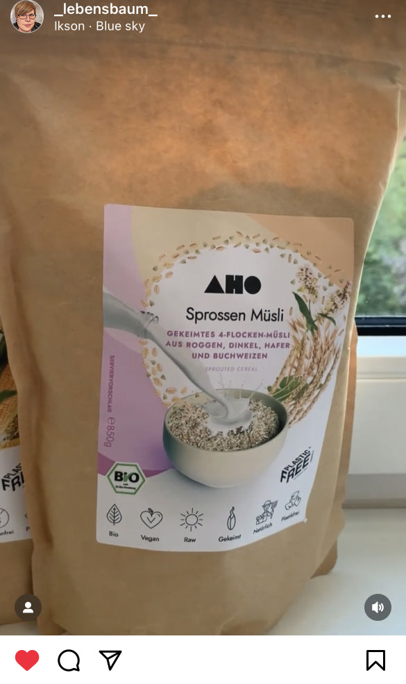 UGC AHO Sprossen Müsli Verpackung vor Fenster