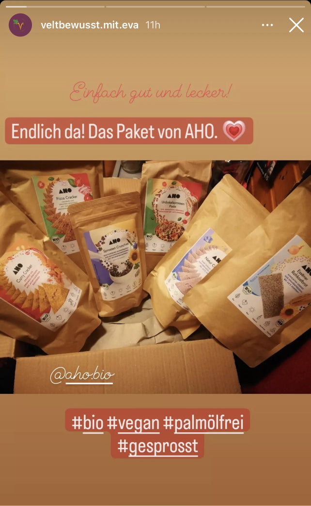 UGC AHO Unboxing Curry Cracker