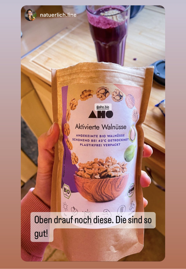 UGC AHO aktivierte Walnüsse Verpackung in Hand-1