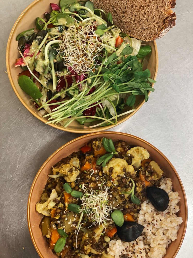 Leckeres Essen im AHO Yoga retreat