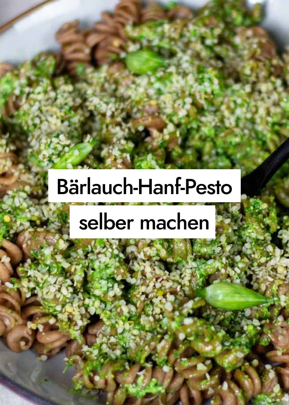 Veganes Bärlauch-Hanf-Pesto selber machen - Ein schnelles und einfaches Rezept