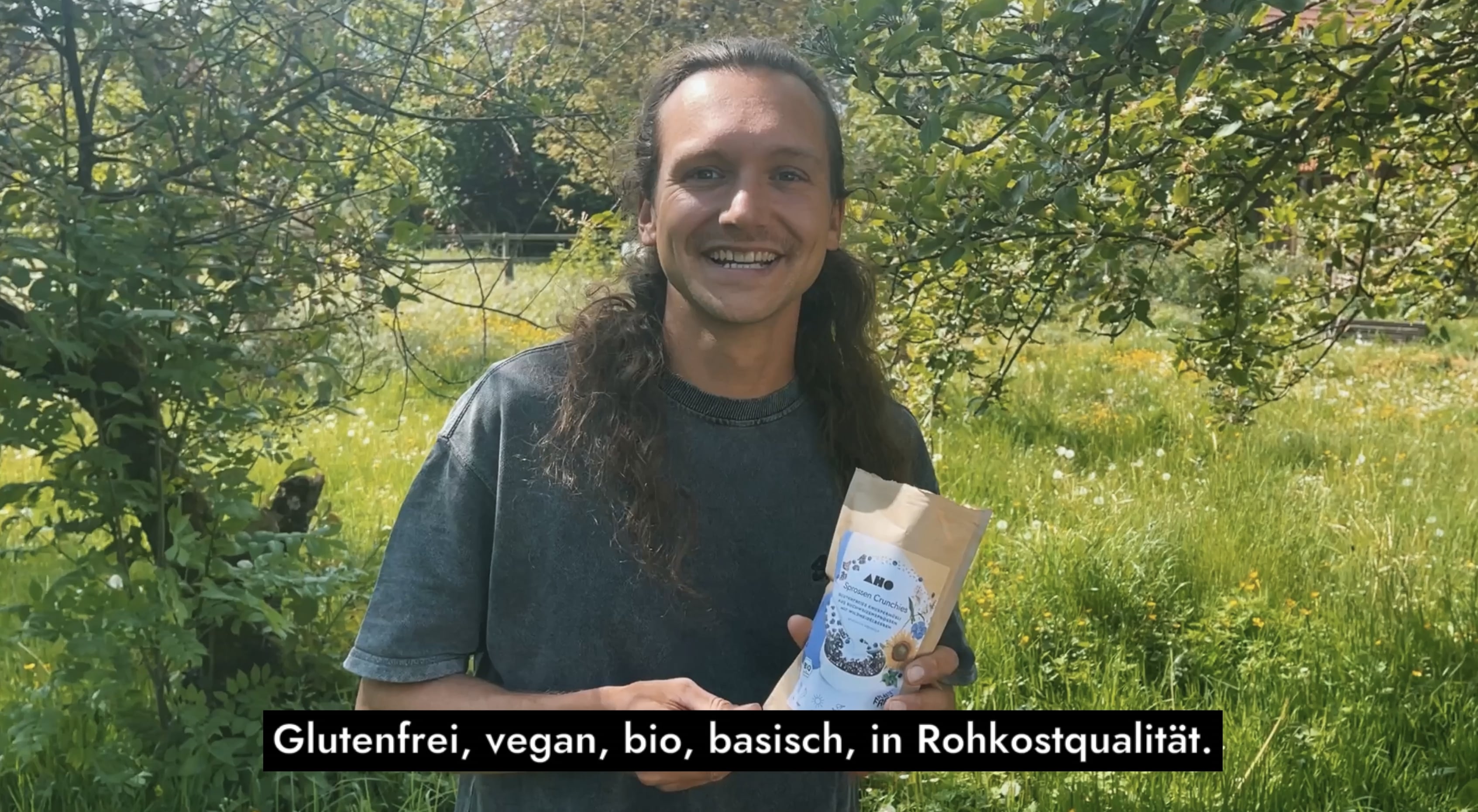 Laden Sie das Video: 