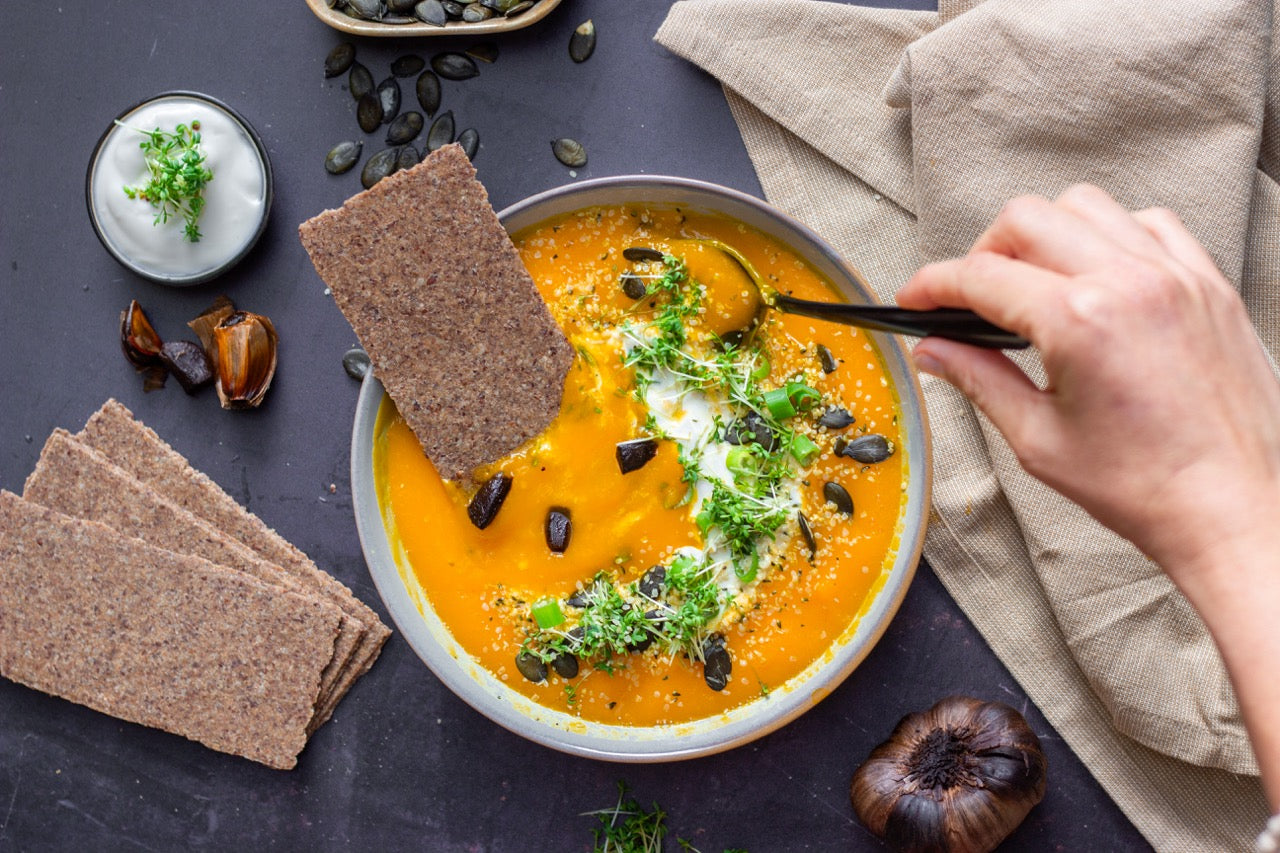 Kürbissuppe mit Essener Rohkostbrot 