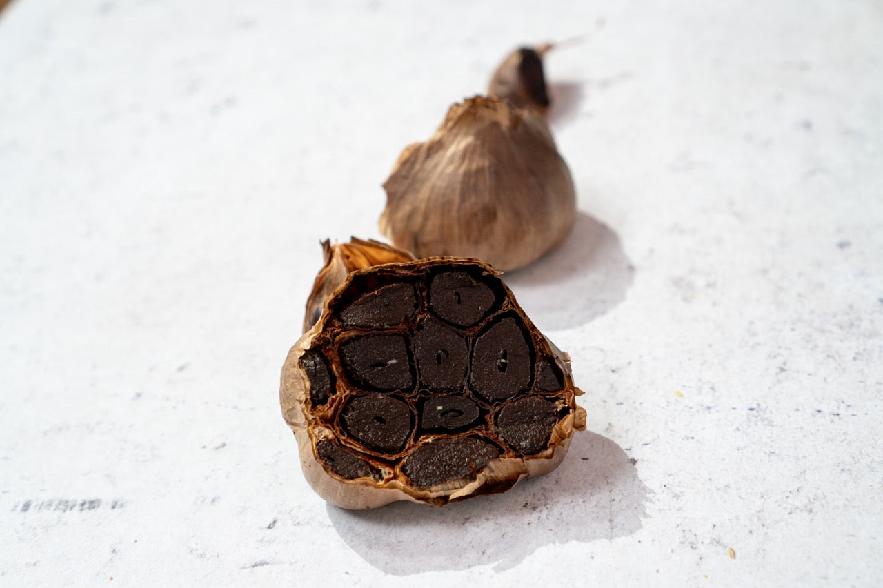 Schwarzer Knoblauch im Detail