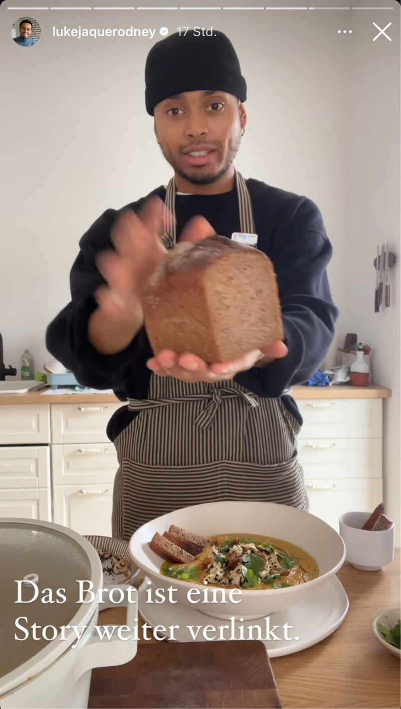 Das Sprossen Brot in der Zubereitung