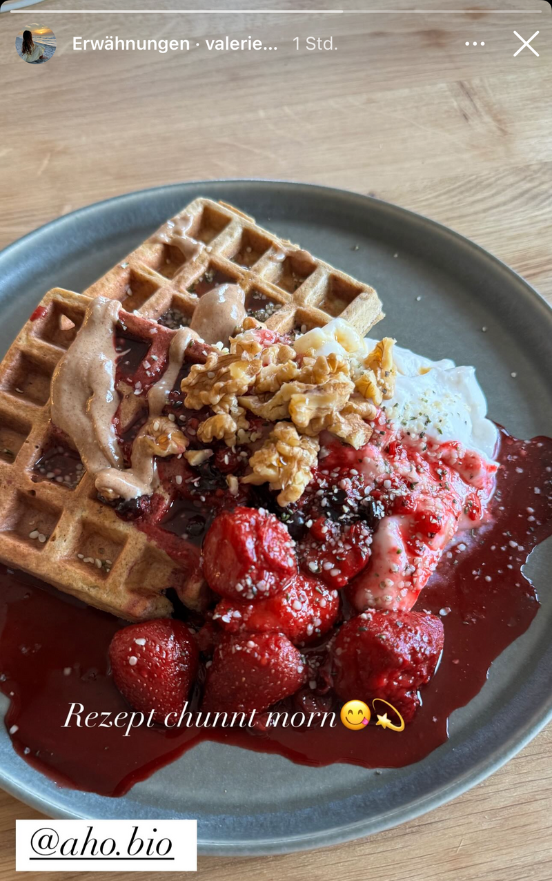 UGC AHO Walnuesse Waffeln